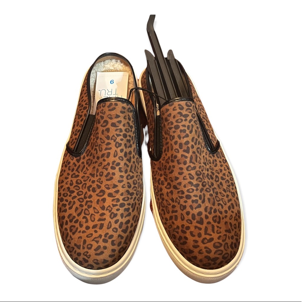 NWT Sherpa-lined leopard Slip-ons/mule